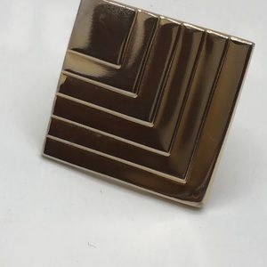 VTG Gold Tone Scarf Clip